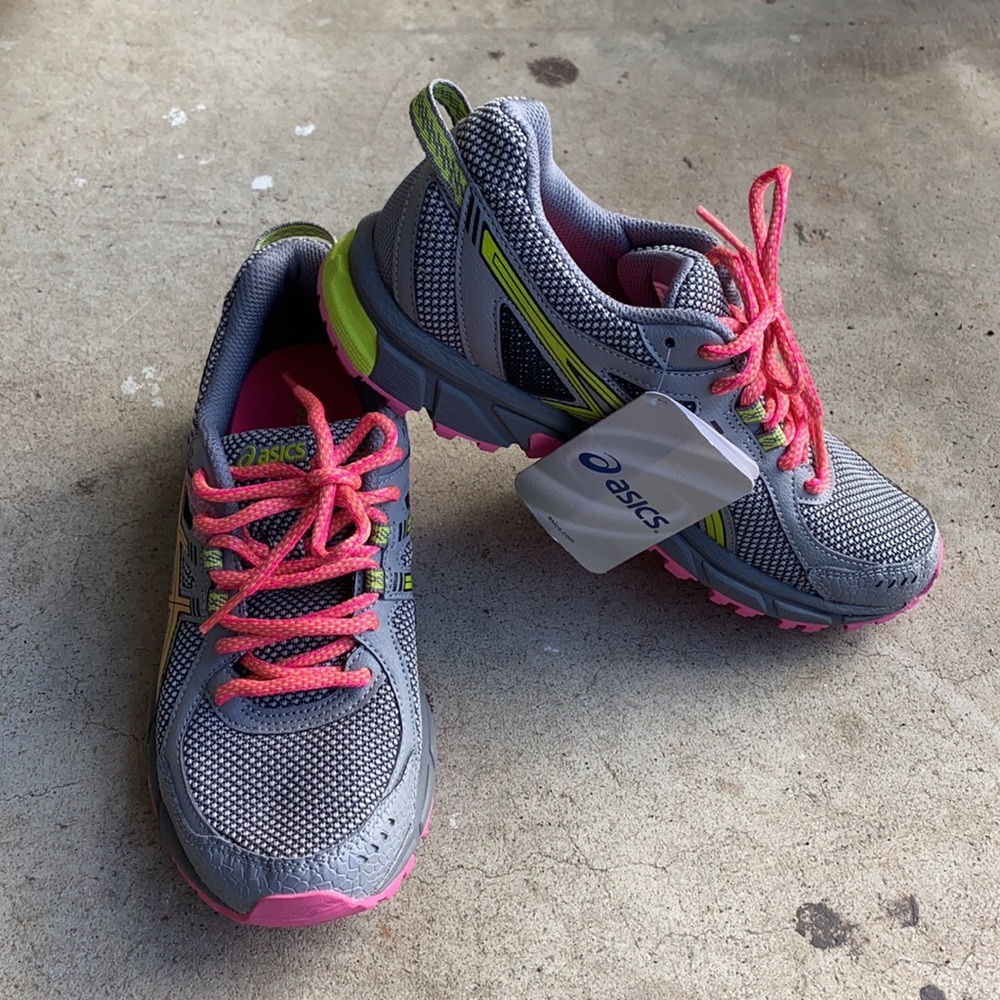 ASICS running shoes US 6 EUR 37